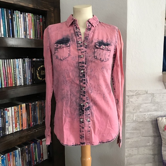 Selena Gomez Tops - Selena Gomez | Pink Acid Washed Snap Chambray Buttons Sz Sm Jr